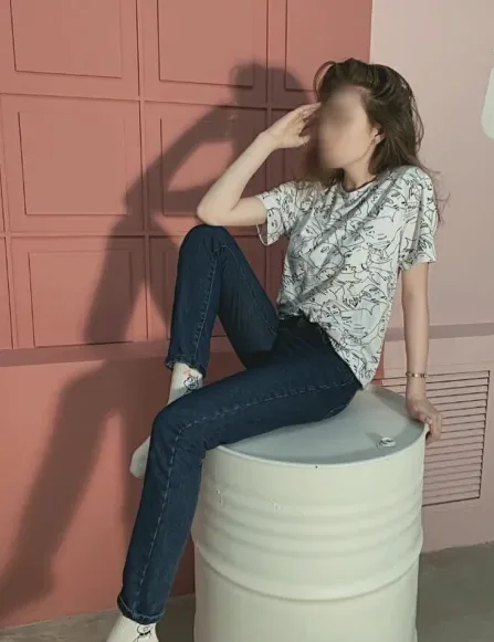 Klara, 21