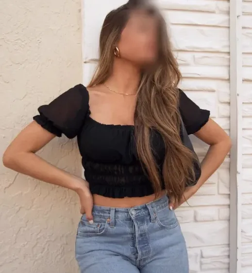 Marina, 34