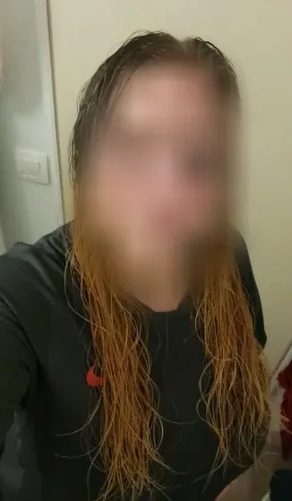 Sabrina, 27