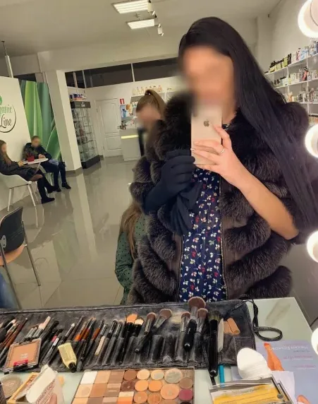 Vanessa, 39